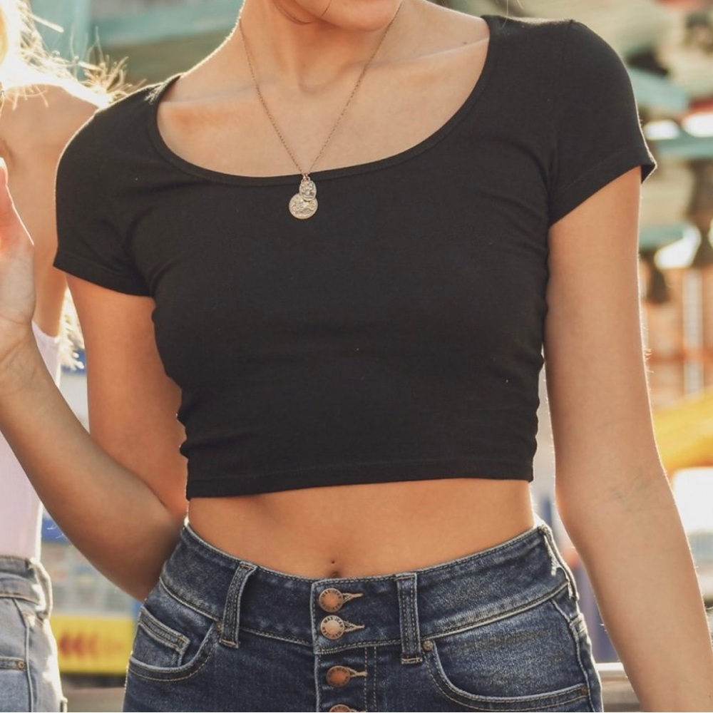 NWOT Black Crop Top